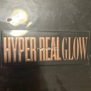 Mac hyper glow palette